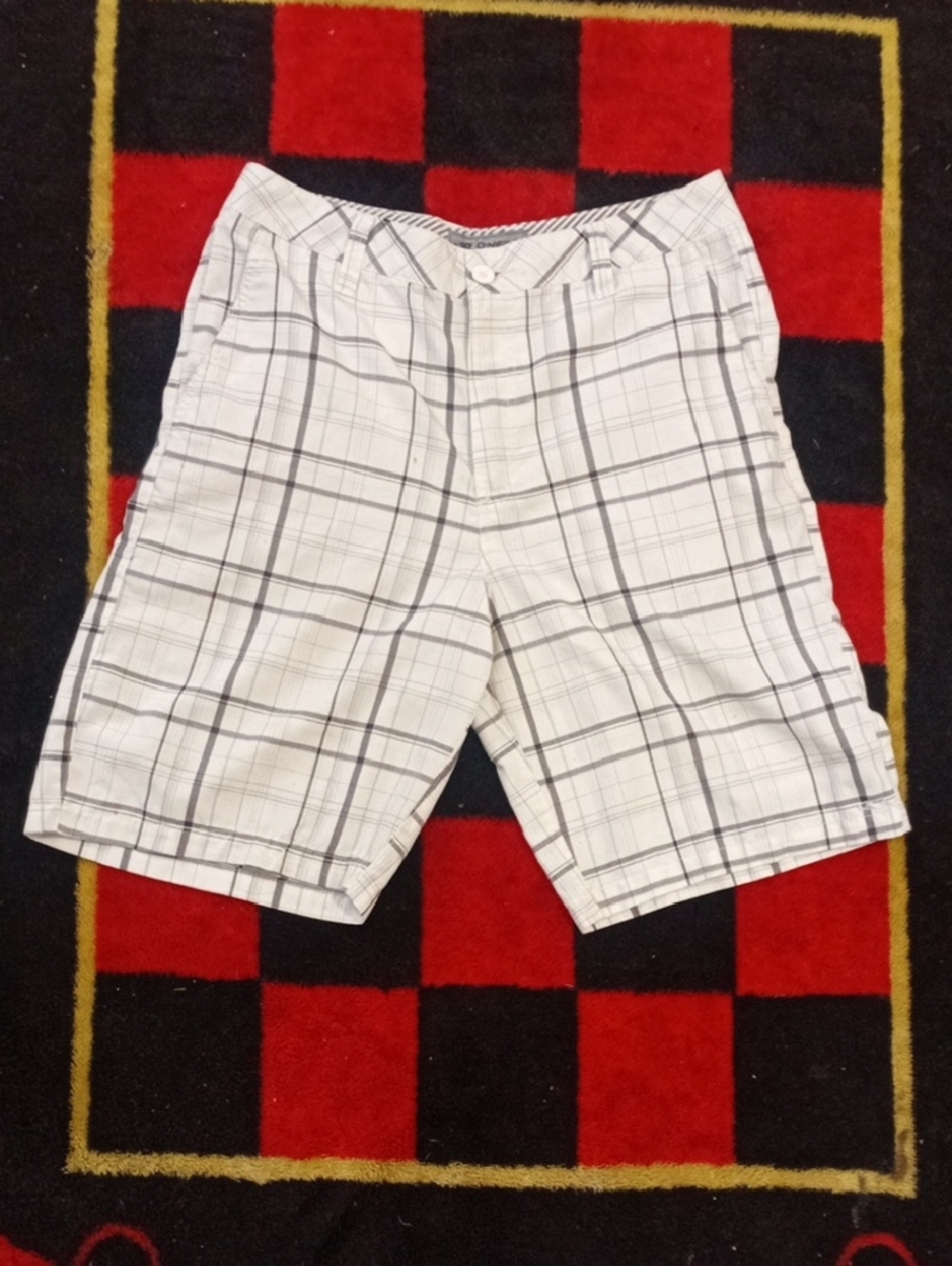 O'Neil Shorts (34 Waist)